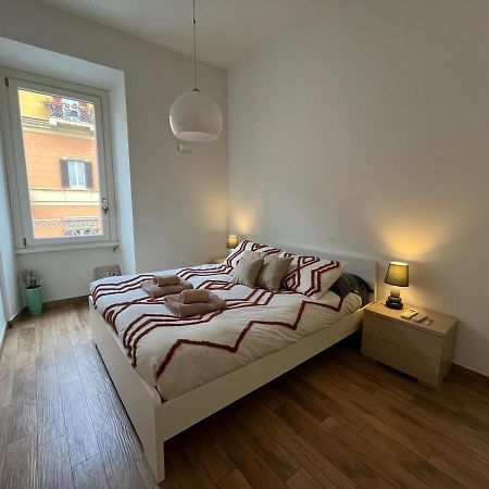 La Dolce Vita - Luxury Colosseum Boutique Apartment Roma Eksteriør bilde