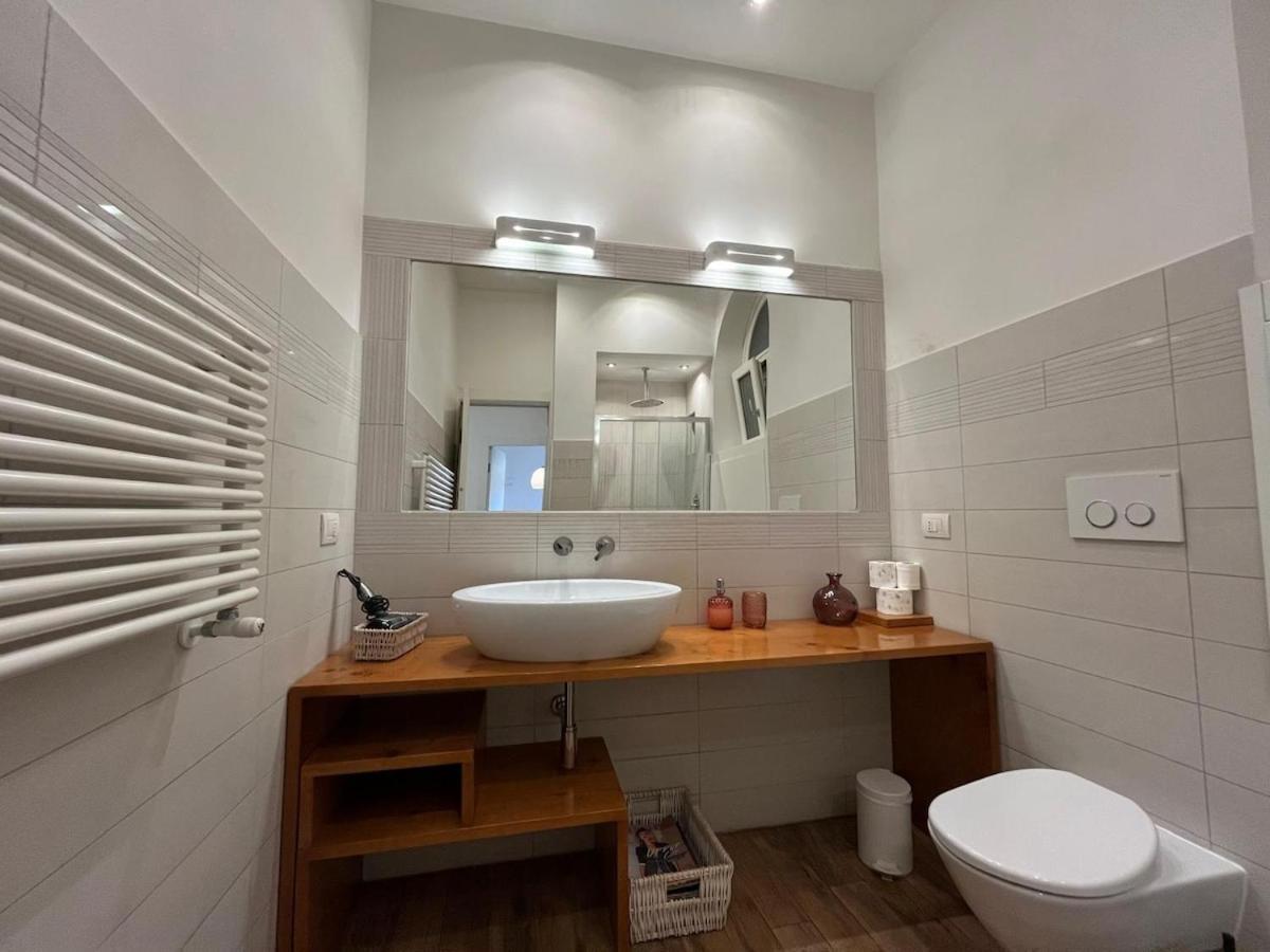 La Dolce Vita - Luxury Colosseum Boutique Apartment Roma Eksteriør bilde