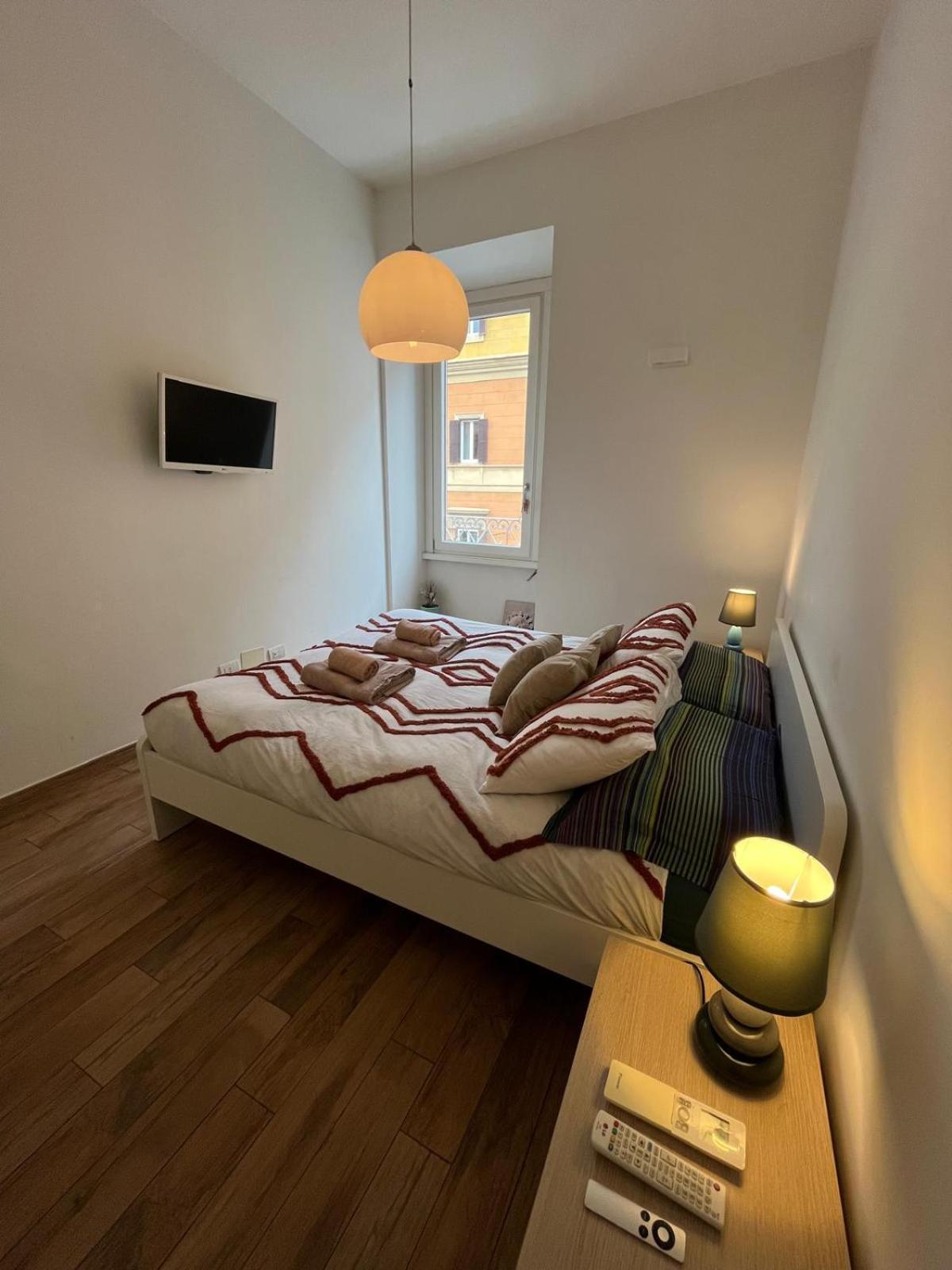 La Dolce Vita - Luxury Colosseum Boutique Apartment Roma Eksteriør bilde