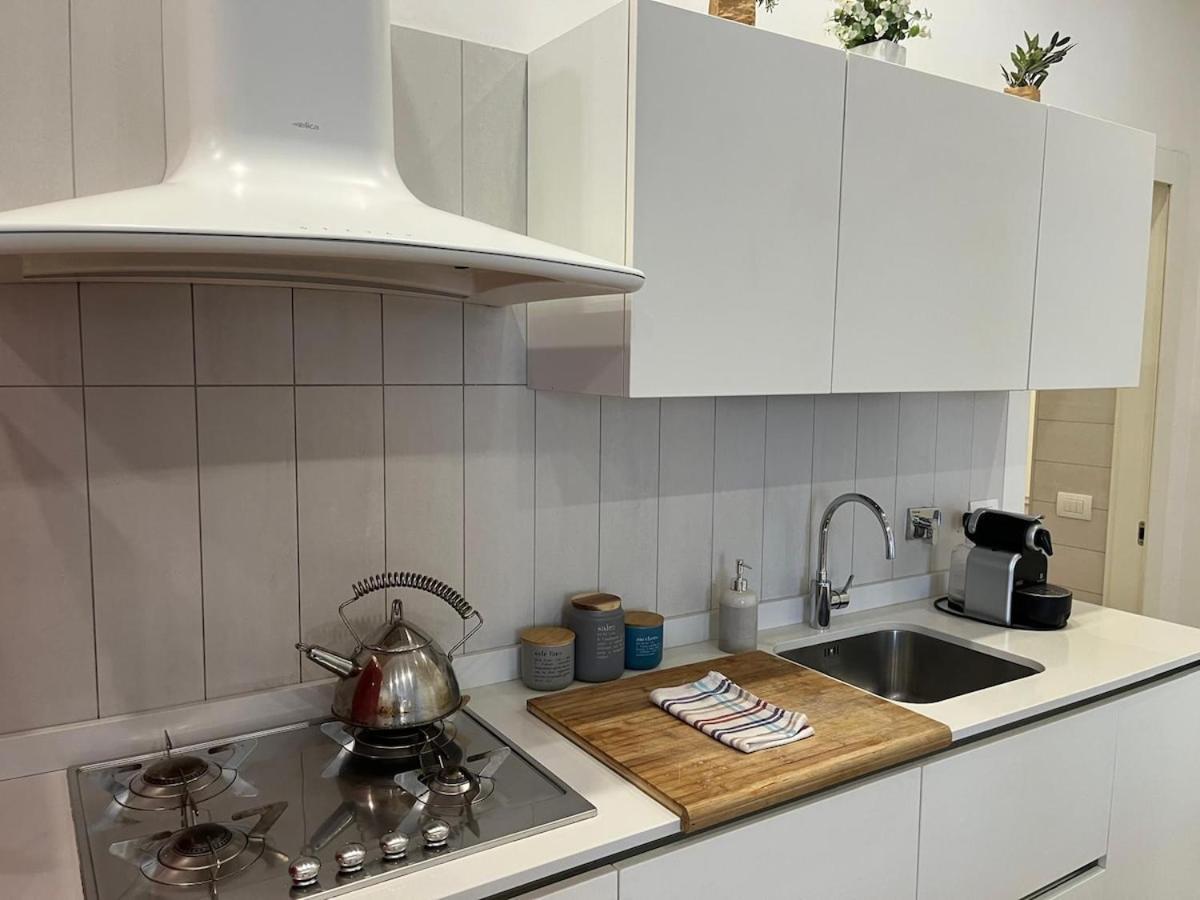 La Dolce Vita - Luxury Colosseum Boutique Apartment Roma Eksteriør bilde